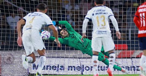 América empata sin goles con Tigres y Pumas vence a Chivas en CU