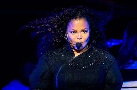 Janet Jackson In Concert At Blaisdell Arena Honolulu Hawaii USA 20