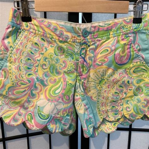 Lilly Pulitzer Buttercup Short Size 000 Lilly Pulitzer Lillies