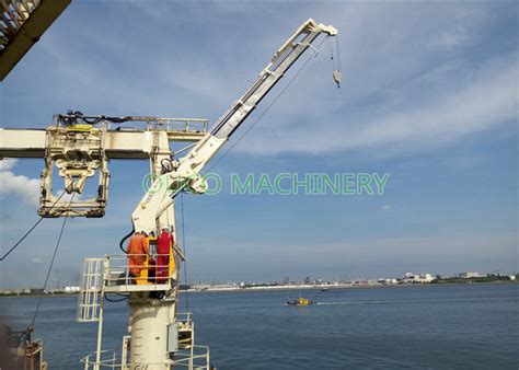 Marine Telescoping Folding Jib Crane IP56 For Open Sea