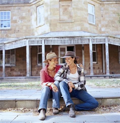 Tess And Claire Mcleods Daughters Season 1 Mcleods Daughters Two Sisters Best Tv Shows