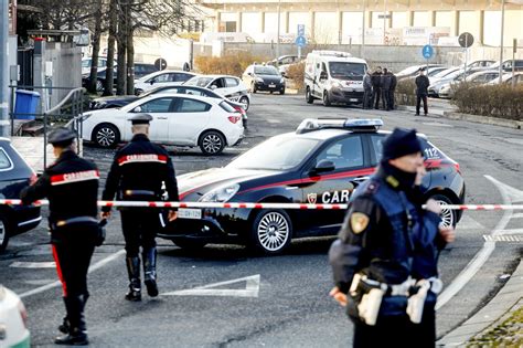 Assalto A Un Portavalori Sulla Milano Meda Rubano Mila Euro E