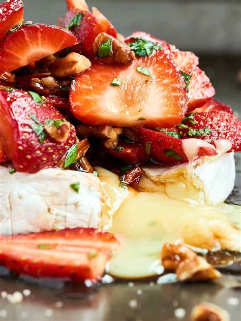 Strawberry Baked Brie Recipe Easy Spring Appetizer