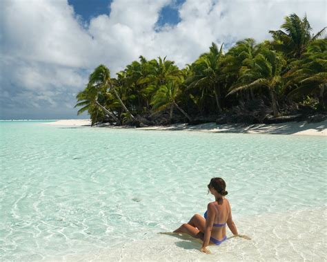 Explore Aitutaki's Best Beaches — A Beach Creature