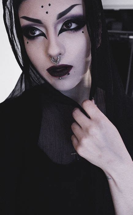 Gotische Goth Makeup Gothic Makeup Gothic Hairstyles