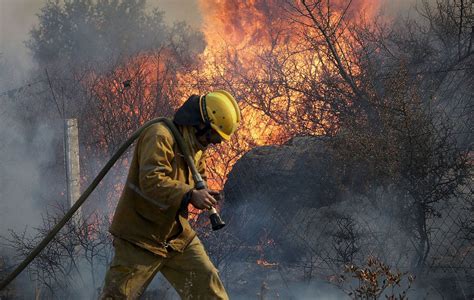 Diez Provincias Continúan Afectadas Por Los Incendios Y Hay Focos