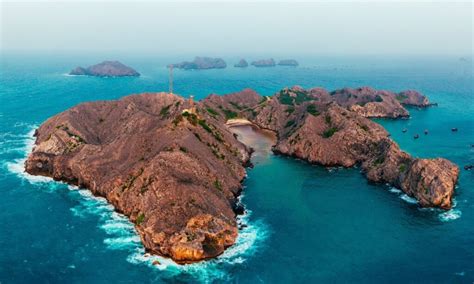 long chau lighthouse   year  beacon read  lead