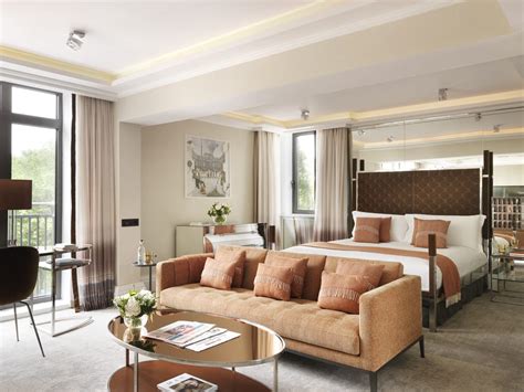 Luxury Mayfair Hotel Suites | The Athenaeum | Five Star Hotel