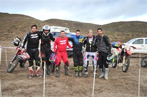 Pilotos Locales Viajan A Cholila Para La Fecha Del Enduro El