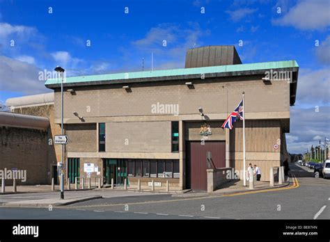 Hmp wakefield prison hi-res stock photography and images - Alamy