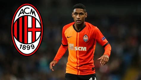 Pellegatti Ac Milan Have Inquired About M Brazilian Right Winger