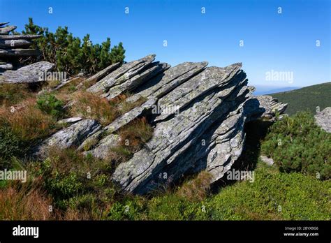 Metamorphic rock landscape hi-res stock photography and images - Alamy