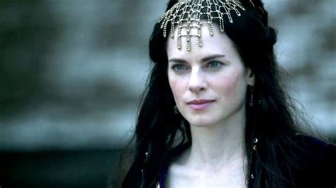 Princess To Queen Kwenthrith Vikings Viking Queen Ashara Dayne Vikings Tv Series