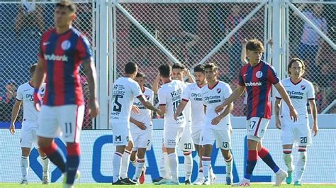 San Lorenzo Fue Goleado Por Newells En El Nuevo Gasómetro Y Los