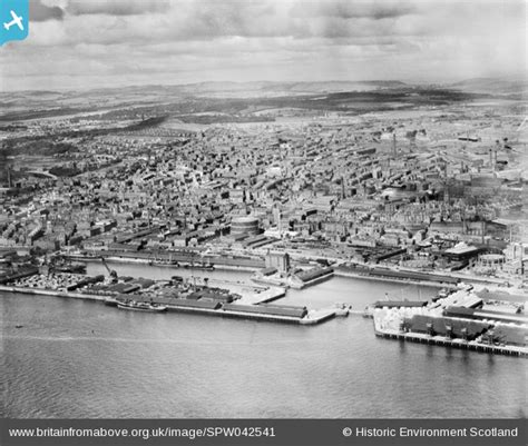 Spw042541 Scotland 1933 Dundee General View Showing Victoria And