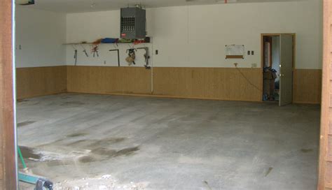 DIY Epoxy Garage Floor Tutorial - How to make your garage look amazing!