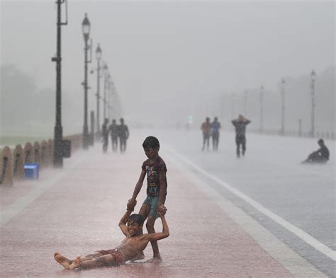 Weather Update Mumbai Gujarat Himachal Face Heavy Rains Imd