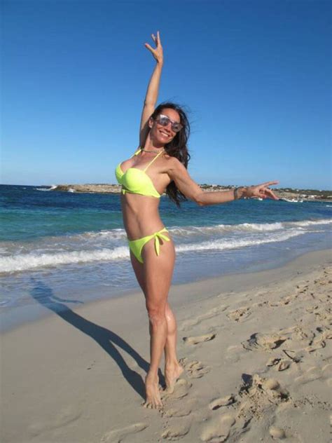 Hot Sexy Mora Godoy Bikini Pics