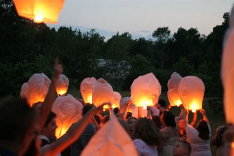 Sky Lantern Send Off Sky Lanterns Our Wedding Lanterns