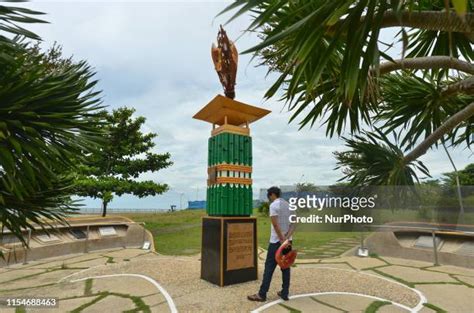 29 Macarthur Landing Memorial Stock Photos High Res Pictures And