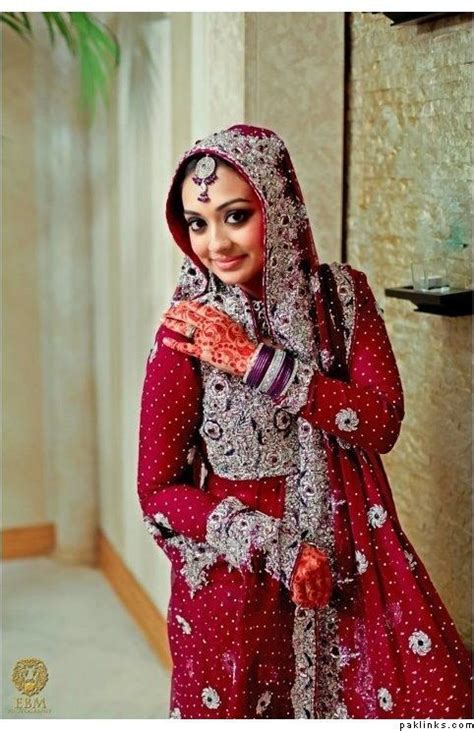 Dulhan Hijabi Maroon Red Silver Asian Bridal Wear Hijab Wedding