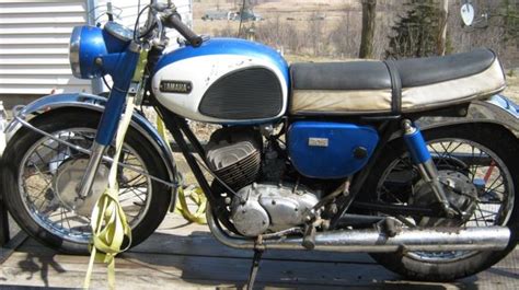 1965 Yamaha Ym1 305cc Two Stroke Twin Original Paint