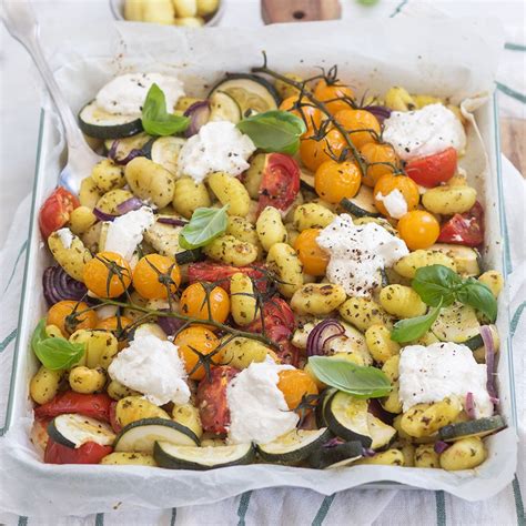 Gnocchi Traybake Met Pesto Leuke Recepten