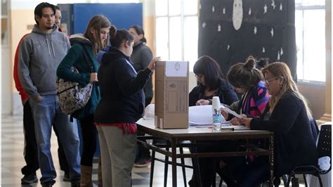 Paso de agosto cómo ser autoridad de mesa y cuánto cobran