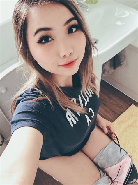 Tw Pornstars Harriet Sugarcookie Twitter Toilet Selfie Innit