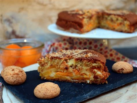 Gâteau aux pêches au sirop et amaretti Recette par Happy papilles