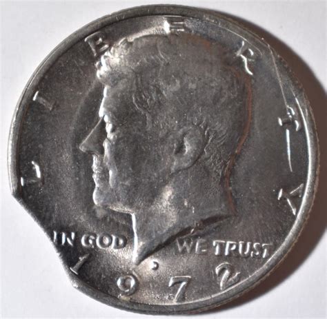 Lot 1972 D Mint Error Kennedy Half Dollar V Ch Unc