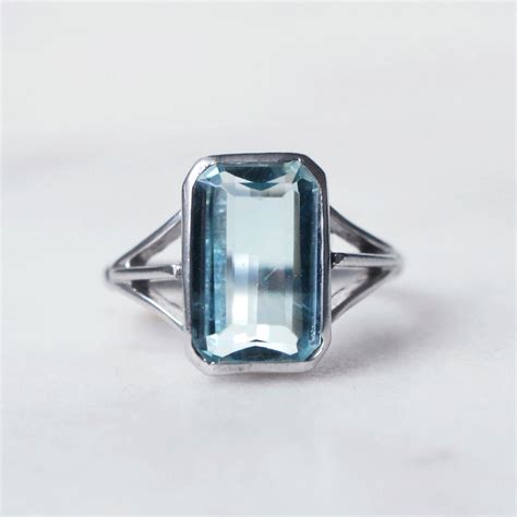 Emerald Cut Aquamarine Ring | shjb