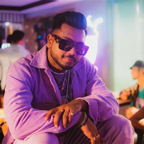 king mtv hustle biography family career  songs