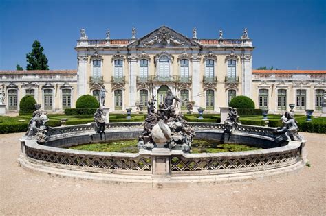 A Journey through Portuguese Architecture and its Monuments - Tribos