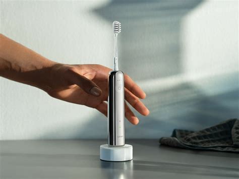 Laifen Wave Electric Toothbrush Provides An Efficient Brushing Experience