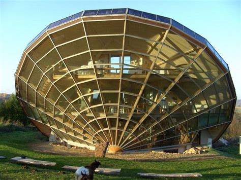 Héliodome en Alsace en France Maisons insolites Maison solaire Maison