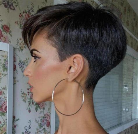 Edgy Short Hair Short Hair With Layers Short Hair Cuts For Women