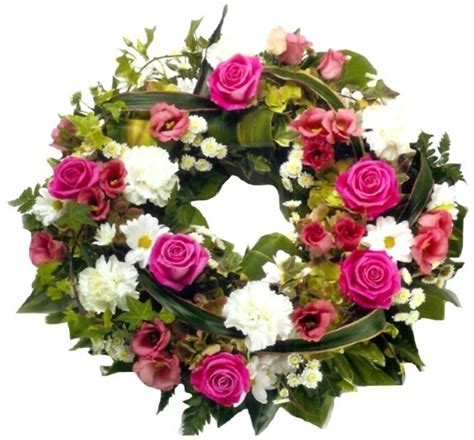 WR1 Modern Wreath Buy Online Or Call 01603 617829