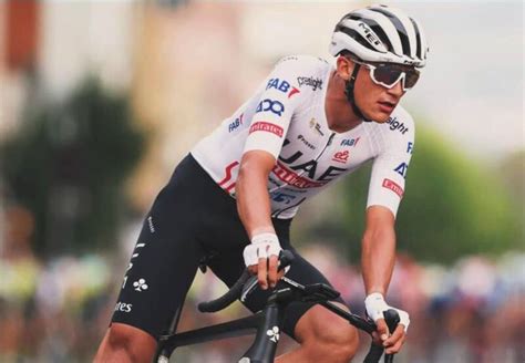 Isaac Del Toro Consigue El Podio Con UAE Team Emirates En El Santos