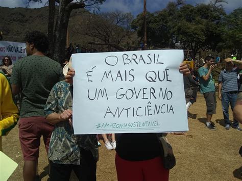 O Que Diziam Os Cartazes 40 Fotos Do Protesto Em BH Contra Bolsonaro E