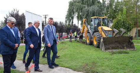 Mirovi Obi Ao Radove U Ajka U Najavljena Rekonstrukcija Doma