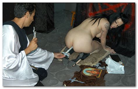 BLOODY SEX VAMPIRES WEREWOLVES ZOMBIES Page 2 Intporn Forums