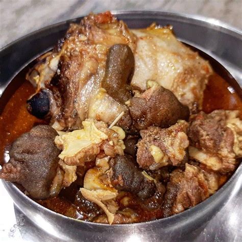 Bakre Ki Siri Goat Head Curry Recipe Curry Recipes Mutton Recipes