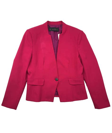 Blazer Zara Color Magenta Modelo De Un Solo Botón Con Forro Hombreras