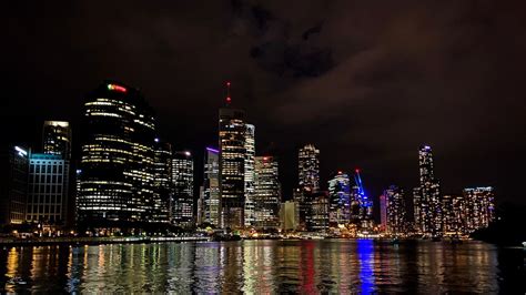 Wallpaper night city, architecture, buildings, water, reflection ...