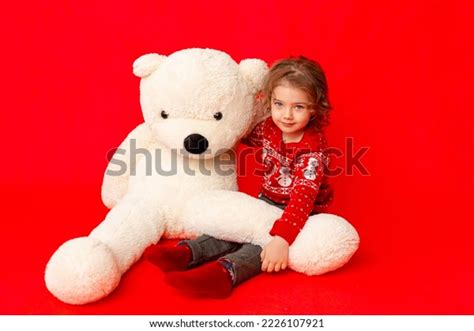 Child Little Girl Big Teddy Bear Stock Photo 2226107921 Shutterstock