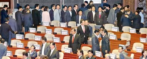 한국당 불참 속 이낙연 인준 통과문재인 정부 내각 구성 속도 낼 듯 네이트 뉴스