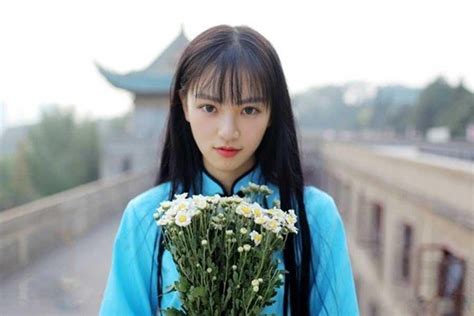 Khi hot girl hot boy mạng xứ Trung đóng phim Người xinh lung linh kẻ khiến fan vỡ mộng