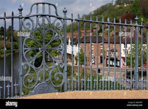 The Iron Bridge, Ironbridge, Shropshire, England Stock Photo - Alamy