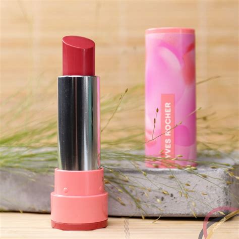 Yves Rocher Rouge Elixir Glow Lipstick Review